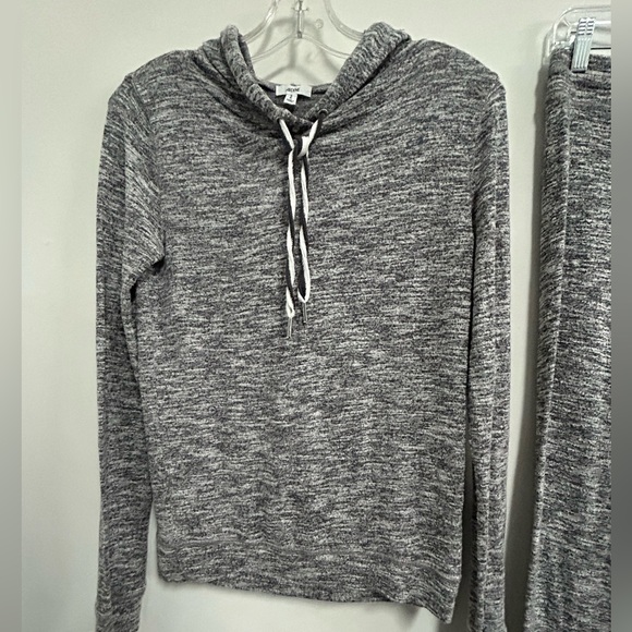 Ardene Super-lightweight sweatsuit - Picture 6 of 7